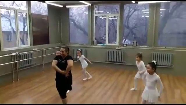 Армянский танец на Наурыз смотреть онлайн