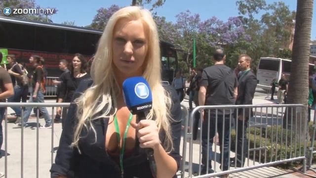 Xbox One E3 2013 Microsoft conference recap - Tara Babcock rates Microsoft's E3 presentation смотреть онлайн