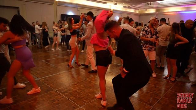 Daniel y Desiree's Daniel Sanchez social dancing bachata to Una Mentirita in Sydney 2023 смотреть онлайн