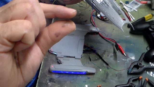 Revell 1/670 U.S.S. Voyager build log 9 смотреть онлайн
