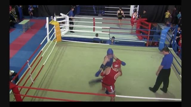 Толстов Андрей 1/4 финала по тайскому боксу смотреть онлайн