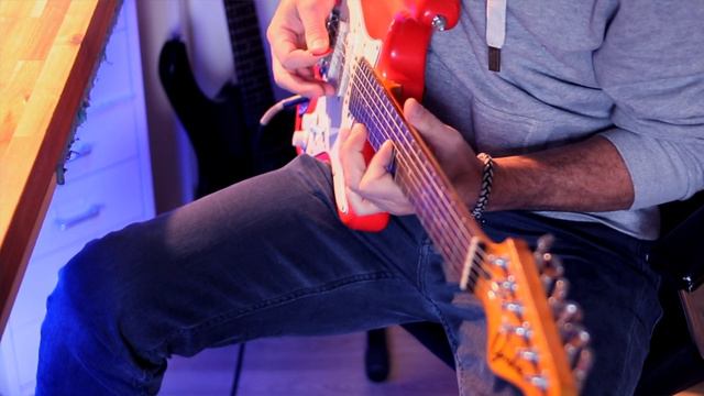 Funky! Fender USA stratocaster смотреть онлайн