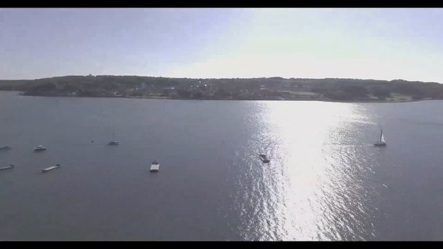 Le Dourduff en Mer, vue du ciel Plouezoc'h смотреть онлайн
