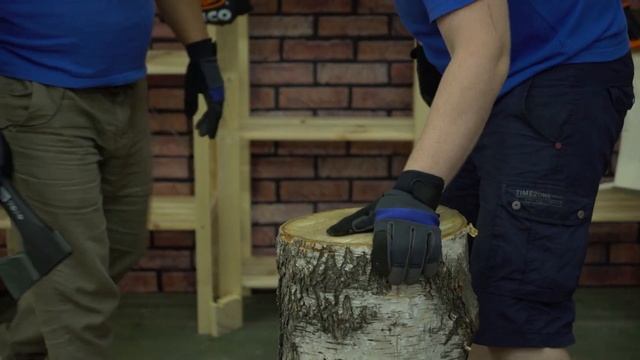 Топор имеет значение. Bahco уделывает дешевого производителя. смотреть онлайн