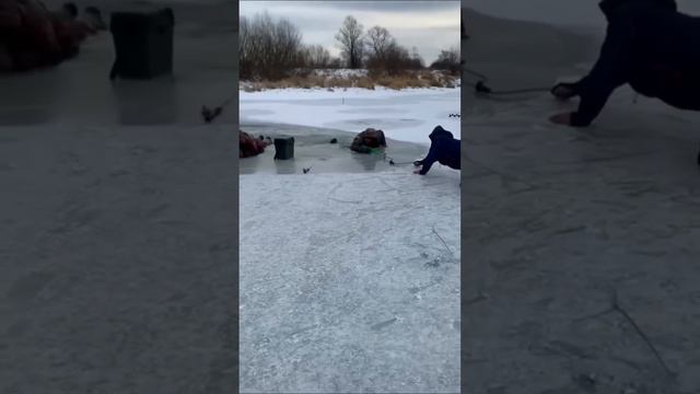 Первый день на зимней рыбалке 🎣 смотреть онлайн
