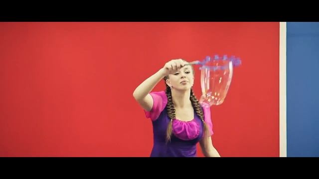 Шоу гигантских мыльных пузырей в Омске 2013 г смотреть онлайн