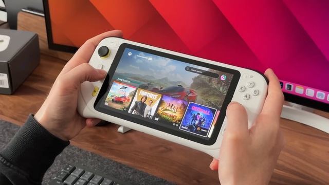 Logitech G Cloud: The Portable Gaming Console смотреть онлайн
