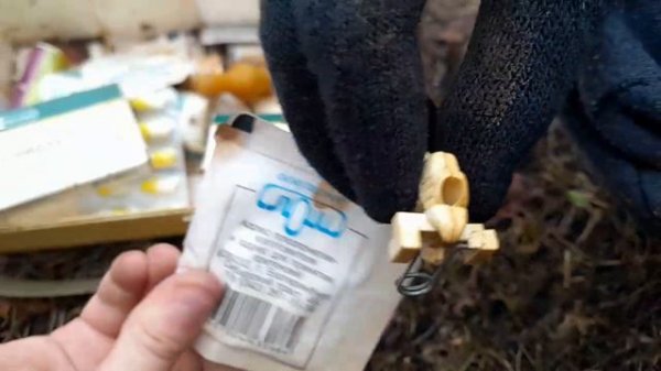 😱Нашли СССР-скую аптечку.