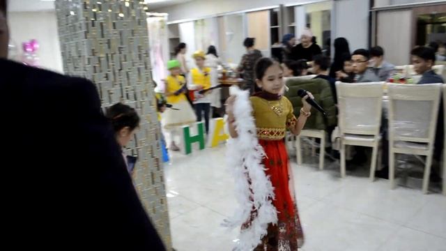 Диана ШАНКАР зуби зуби (Жетиген) смотреть онлайн