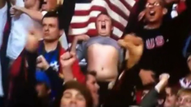 Странная реакция у мальчика смотреть онлайн