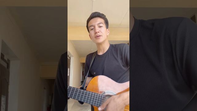 Muhriddin Xoliqov- Bir Umr Maftuningman (guitar Version)