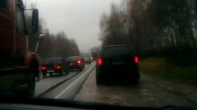 бесконечные пробки на въезд в Нижний Новгород.mp4 смотреть онлайн