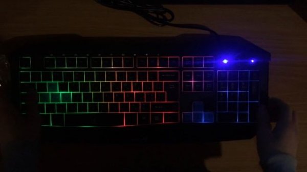 gaming keyboard scorpion k215 genius