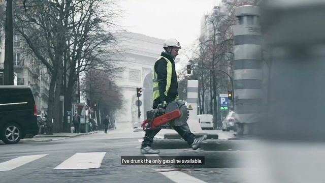 The new Husqvarna K 770 - Born an icon (English subtitles) смотреть онлайн