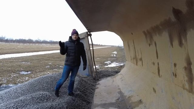 Перевернули тонар! Перекрыли трассу! смотреть онлайн