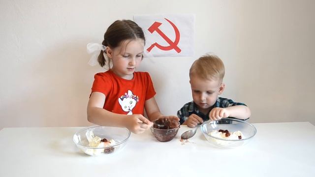 КУХНЯ ЗАХВАЧЕНА #2 - Советские вкусняшки. Шокирующая история про комаров. смотреть онлайн