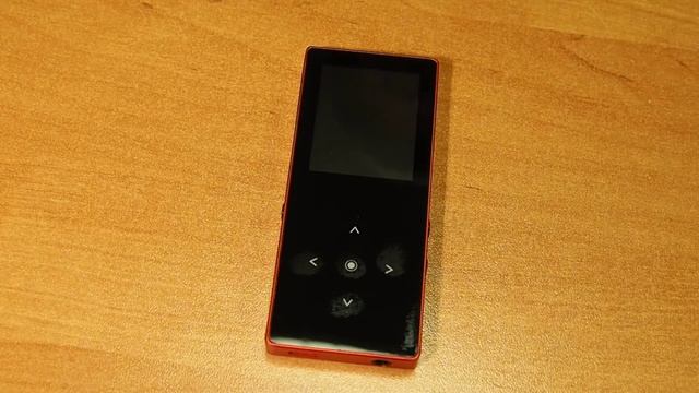 BENJIE K8 с Bluetooth – простой и дешевый музыкальный плеер смотреть онлайн