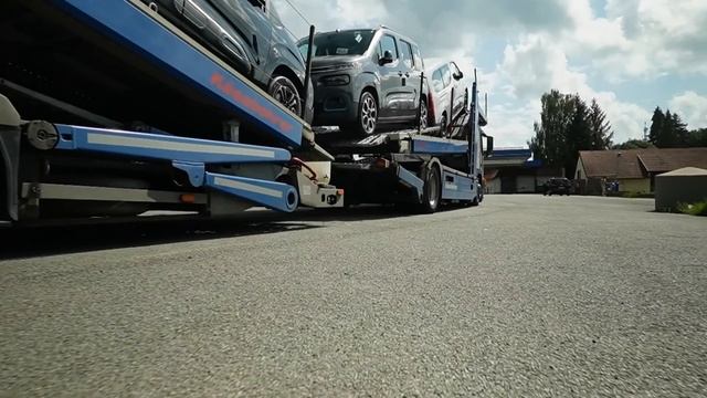 Сменил фирму? Моя первая каденция на Автовозе Kassbohrer. Дальнобой по Европе смотреть онлайн