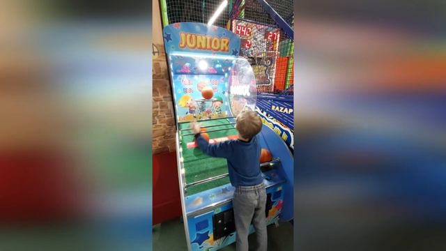 супер мега развлечь ребёнка смотреть онлайн