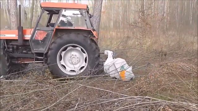Лесной мульчер с подвижными молотками FAE FML/ST 150 с трактором 120 лс смотреть онлайн