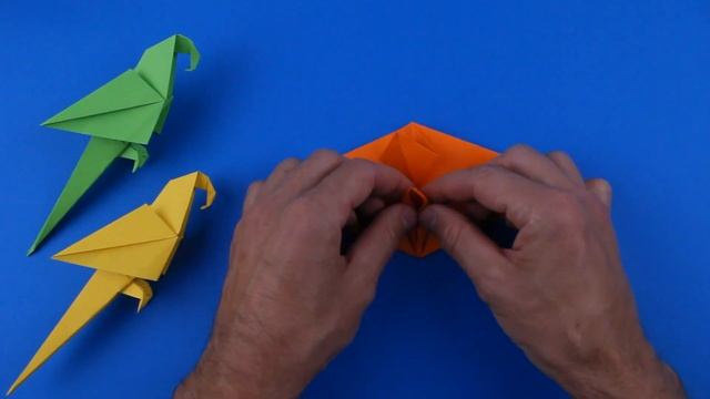 Как сделать попугая из бумаги смотреть онлайн
