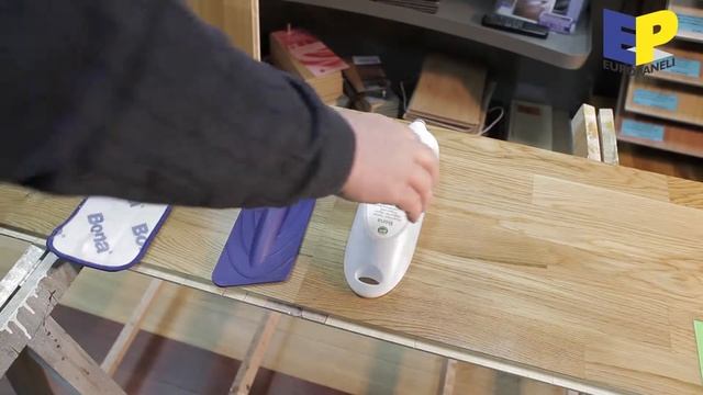 „SPRAY MOP" -- KOMPLET ZA ČIŠĆENJE DRVENIH PODOVA I LAMINATA SA UGRAĐENIM SUSTAVOM PRSKANJA (SPREJ смотреть онлайн
