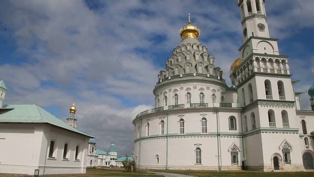 Сказ о Воскресенском соборе Новоиерусалимского монастыря в Истре смотреть онлайн