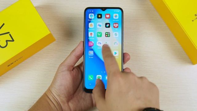 ВЗЯЛ РЕАЛЬНО КРУТОЙ ИГРОВОЙ СМАРТФОН за 160 БАКСОВ на АЛИ? REALME V3 ? РВЕТ ВСЕХ ЗА СВОИ ДЕНЬГИ смотреть онлайн