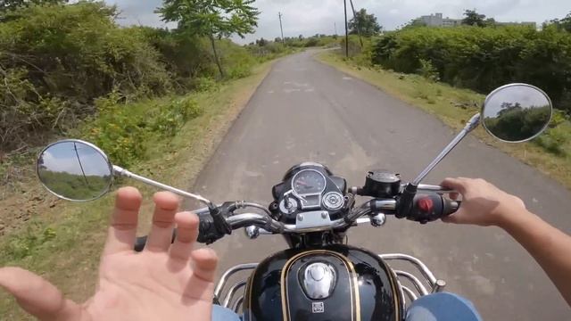 2023 Royal Enfield Bullet 350 Review - Real Bullet ? смотреть онлайн