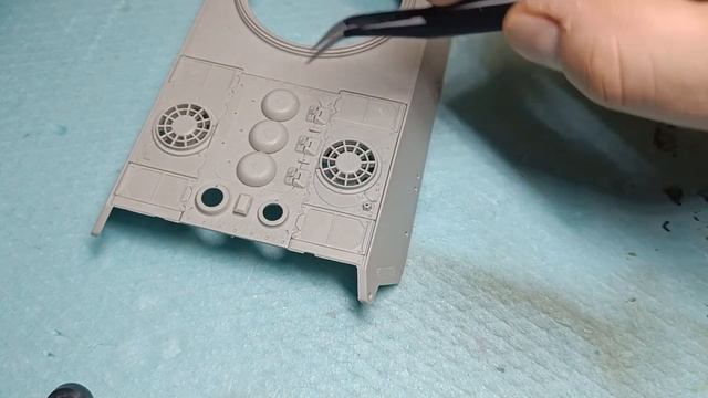 Hobby Boss Tiger II (84533) build pt.1. смотреть онлайн