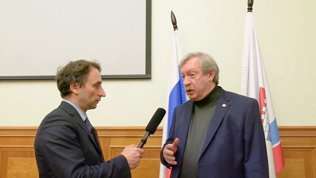 Юрий Шевчук о ходе мусорной реформы. 100% мусора можно переработать в полезный продукт. смотреть онлайн