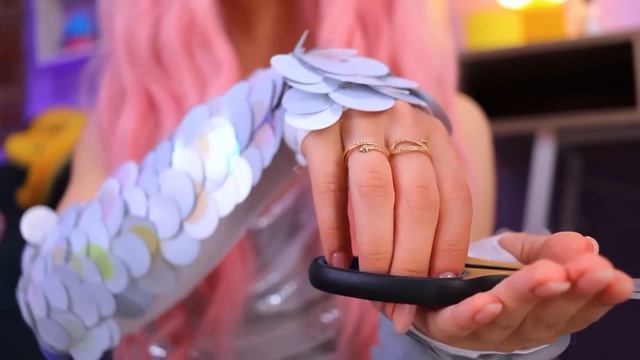 Ботаник хочет быть крутой Уэнсдей Аддамс / Экстренная трансформация Барби с помощью лайфхаков смотреть онлайн