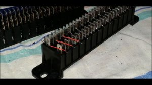 БЛОК ПРЕДОХРАНИТЕЛЕЙ СО СВЕТОДИОДАМИ