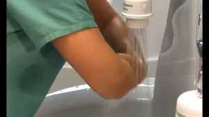 Хирургическая обработка рук