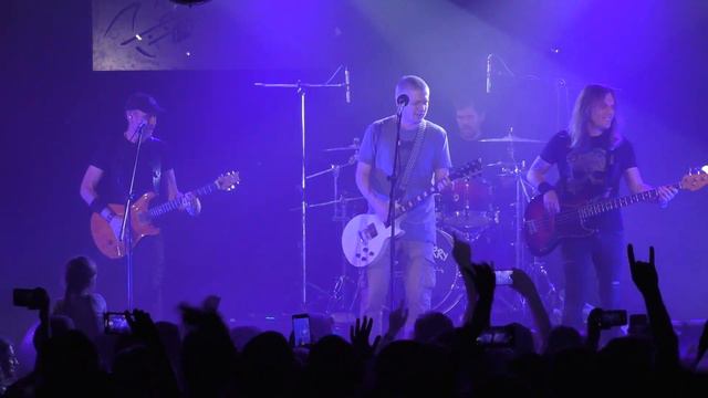 3 Всё напрасно смотреть онлайн