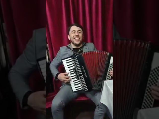 Шамиль Ханакаев--Живая Музыка смотреть онлайн