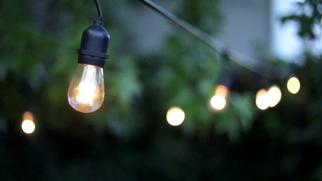Waterproof Outdoor String Lights Create Great Cafe Ambience For Patios смотреть онлайн