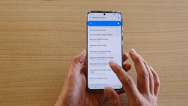 Galaxy S20/S20+: How to Enable/Disable Force 4x MSAA смотреть онлайн