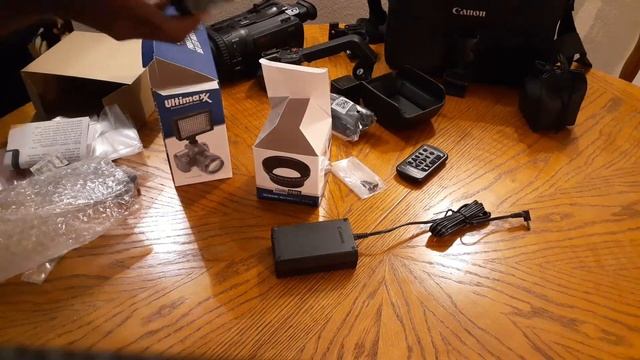 Canon XA55 kit Unboxing! смотреть онлайн
