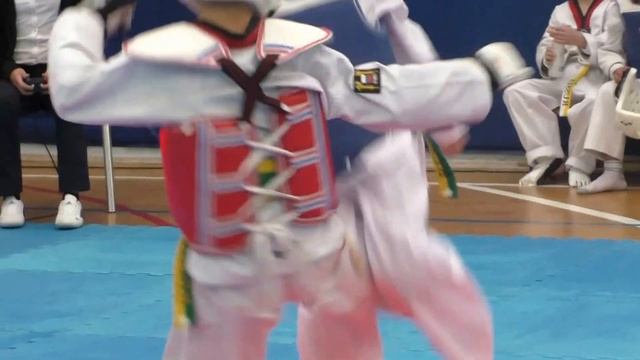 Турнир по тхэквондо в Кожухово 26.10.2014. Зубенко Мирослав [ бой 1 ] смотреть онлайн