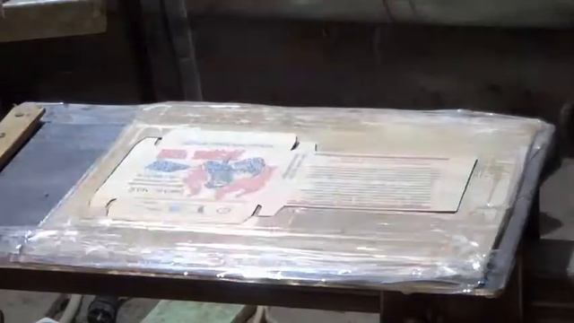 Печать на коробке под прессованный чай с последующей упаковкой брикета смотреть онлайн