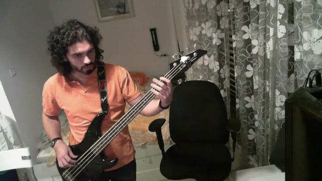 Everything's Alright bass cover смотреть онлайн