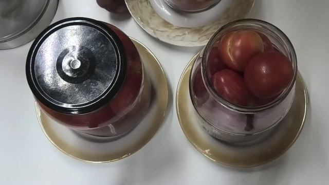 Очень пикантные помидоры в снегу на зиму с чесноком смотреть онлайн