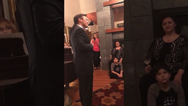 Hugh Panaro sings "Music of the Night" to Svetla Moreland on her 50th Birthday смотреть онлайн